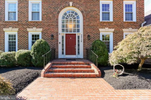 7712 Midday Ln, Alexandria VA 22306-2758 exterior