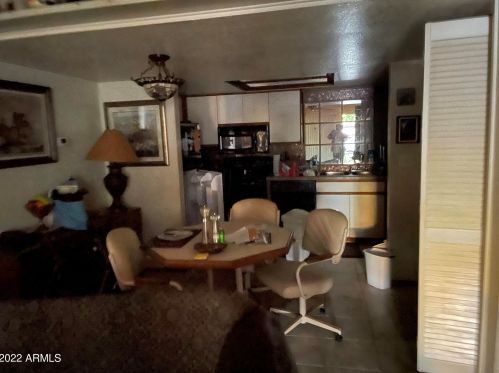 1351 Pleasant Dr, Chandler AZ  85225-6513 exterior