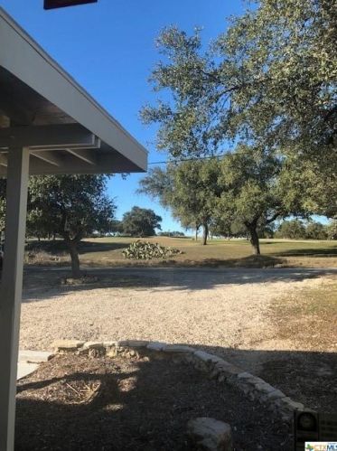 376 Fawn Dr, Spring Branch TX 78070-4704 exterior