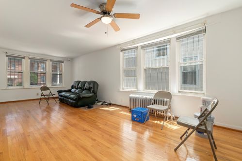 11338 King Dr, Chicago, IL 60628-5010