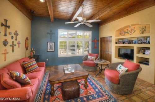 4820 Camino Escuela, Tucson AZ 85718-5914 exterior