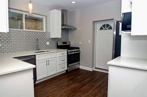 8144 Lafayette Ave, Chicago IL 60628-5536 exterior