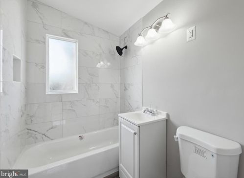 4000 Javins Dr, Alexandria VA  22310-2037 exterior