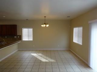 12508 Sable Point Dr, Bakersfield CA  93312-6859 exterior