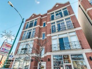 1635 Western Ave, Chicago IL  60647-5321 exterior