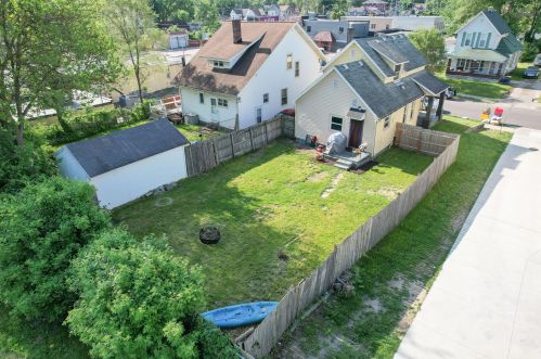 743 Bates St, Grand Rapids MI 49506-2615 exterior