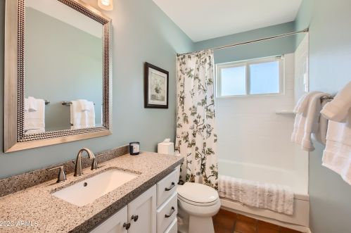 7811 11 Ave, Phoenix AZ 85021-4419 exterior