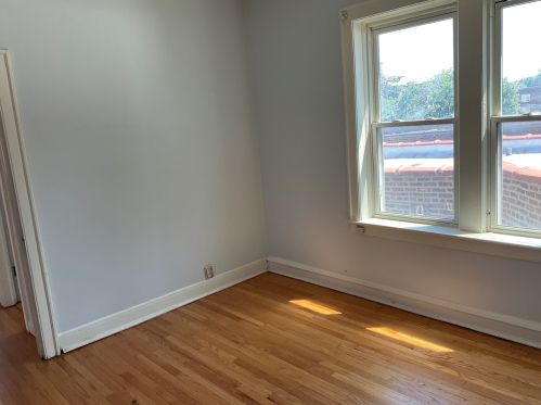 7915 Rhodes Ave, Chicago IL 60619-3020 exterior