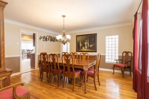 138 Sunset Dr, Pittsburgh PA 15228-2550 exterior