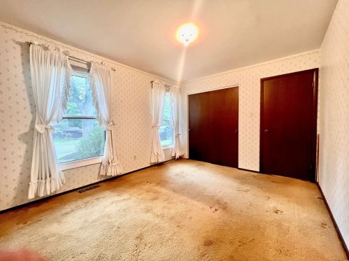 1228 Paloma Dr, Saint Louis MO 63131-1015 exterior