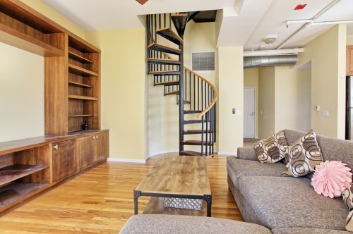 6 Monroe St, Chicago IL 60603-2701 exterior