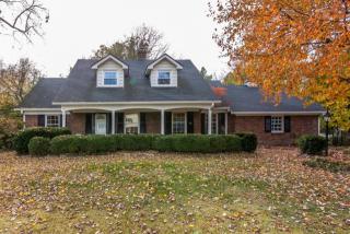 1292 Cross Keys Rd, Lexington, KY 40504-2027