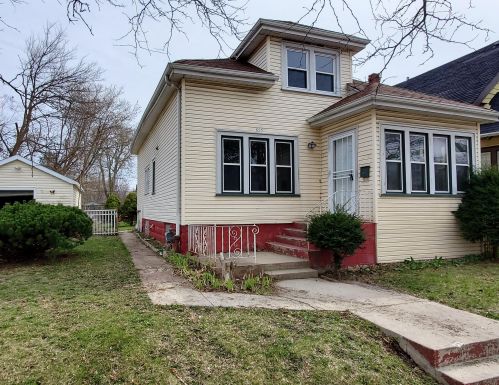 215 Vienna Ave, Milwaukee WI 53212-4102 exterior