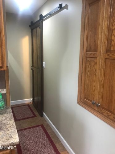 2102 Monte Ave, Meskegon MI 49444-4524 exterior