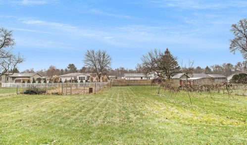 6358 Plainfield Ave, Kalamazoo MI 49048-9477 exterior