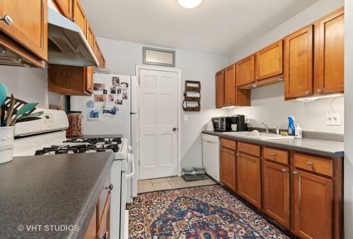 20 Huffman St, Naperville IL 60540-4924 exterior