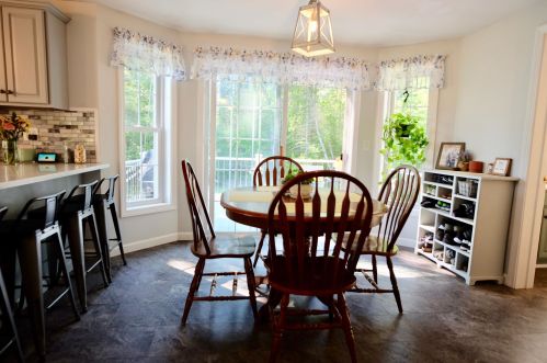 285 Elm St, Concord NH 03303-3322 exterior