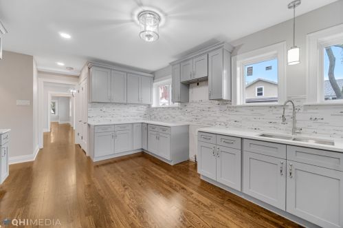 1457 Mason Ave, Chicago IL  60651-1044 exterior