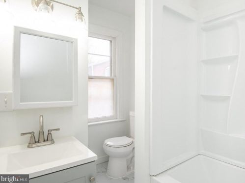 824 Chestnut St, Lancaster PA  17602-3128 exterior