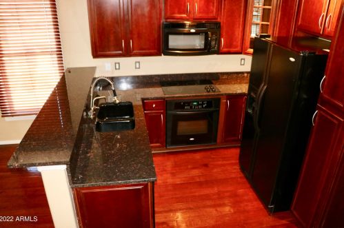 5717 21st Ter, Phoenix, AZ 85040-3448