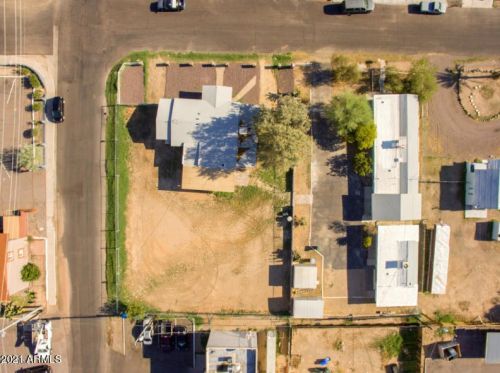 748 Carol Ave, Phoenix AZ 85021-2088 exterior