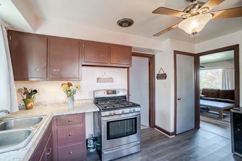 5135 Interboro Ave, Pittsburgh PA 15207-2327 exterior