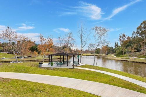 2749 Craig Cir, Fullerton CA 92835-2901 exterior