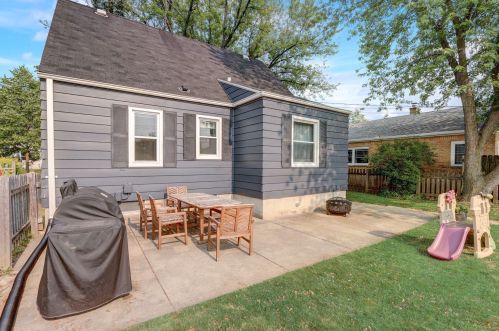 3727 99th St, Milwaukee WI  53222-2421 exterior