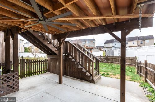 711 Grant Dr, Hanover PA  17331-2079 exterior