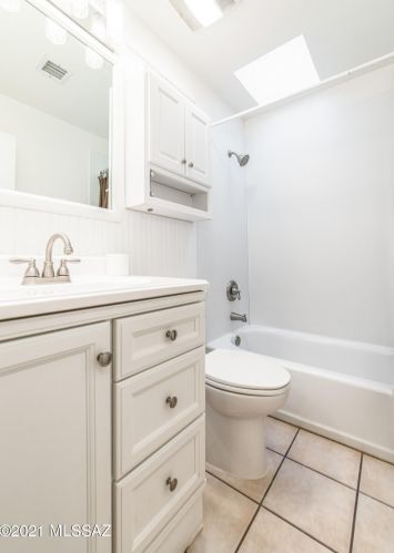 7421 Calle Medina, Tucson AZ  85757-8505 exterior