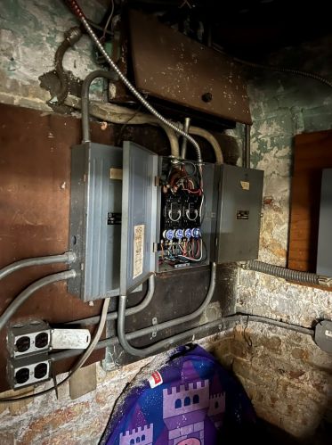 4918 Spaulding Ave, Chicago IL 60624-3330 exterior