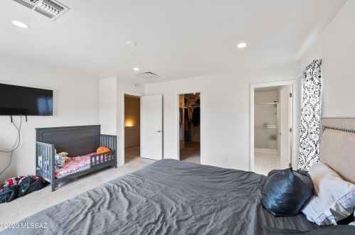 6931 Harrier Loop, Tucson AZ  85756-8614 exterior