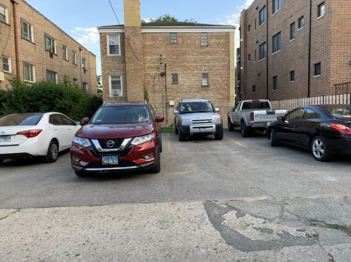 5225 Hoyne Ave, Chicago IL  60609-5542 exterior