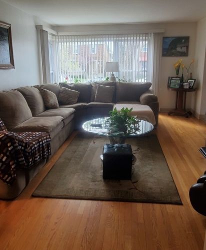 6213 Lawndale Ave, Chicago, IL 60659-1103