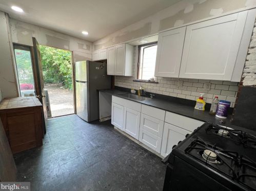 494 Johnston Ave, Trenton, NJ 08629-1110