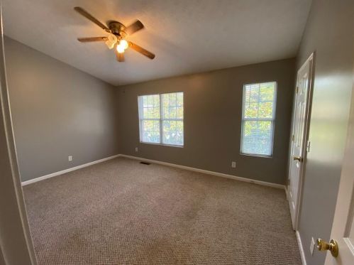 5760 Strathmoor Mnr Cir, Lithonia GA 30058-2619 exterior