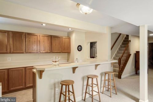 916 Brick Mnr Cir, Silver Spring MD 20905-3819 exterior