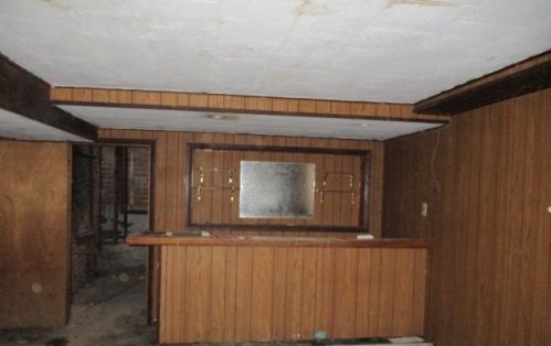 8718 Throop St, Chicago IL 60620-3433 exterior