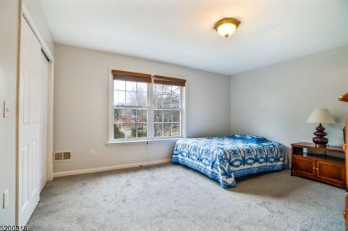 708 Front St, Plainfield NJ 07060-1033 exterior