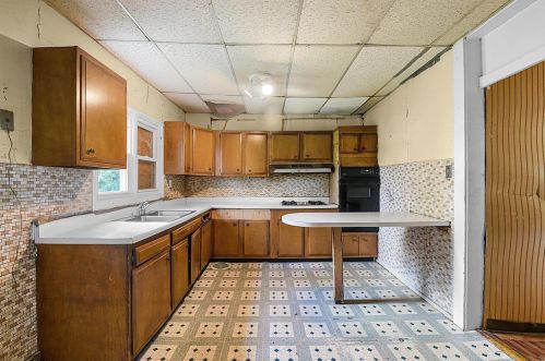 4593 Maffitt Ave, Saint Louis MO 63113-2131 exterior