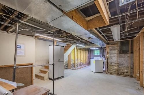 426 Marshall Ave, Pittsburgh PA 15214-3022 exterior