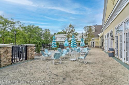 17 Spencer Dr, Jackson Twp NJ  08527-4389 exterior