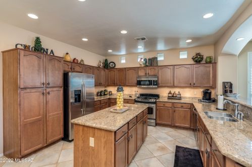 871 Desert Deer Pass, Green Valley AZ 85614-5528 exterior