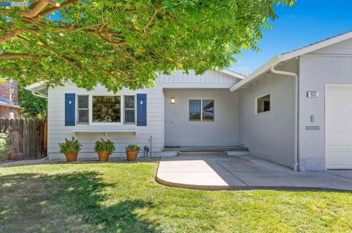 932 Sassel Ave, Concord, CA 94518-2525