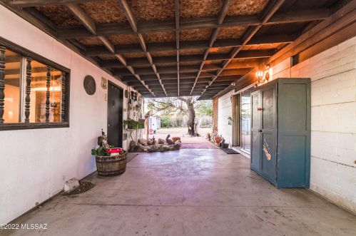 426 Calle Garcia, Tucson AZ 85706-5209 exterior