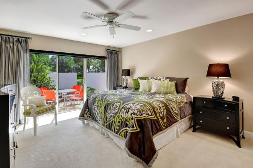 13 Gln Dr, Boynton Beach FL 33436-6207 exterior