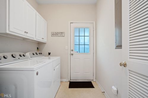 5151 Manerdale Dr, Atlanta, GA 30339