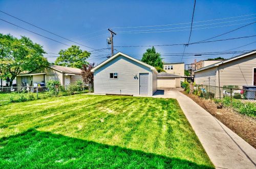 1334 56th Ct, Chicago IL  60804-1201 exterior