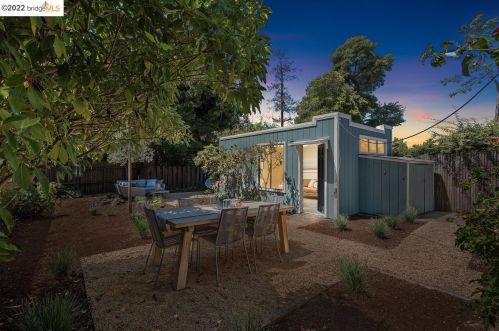 2718 Russell St, Berkeley CA 94705-2333 exterior