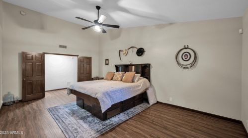 16012 10th St, Phoenix AZ  85022-3100 exterior